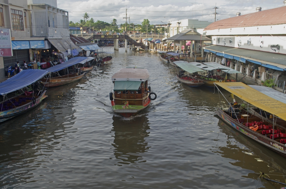 암파와 반딧불 수산시장 반일투어