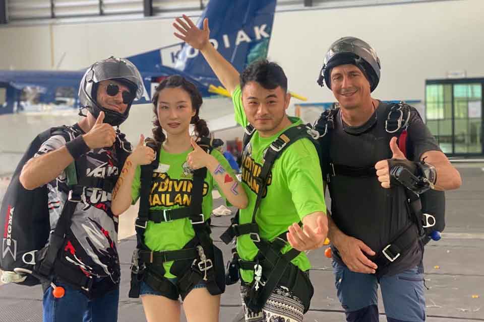 파타야 스카이 다이빙