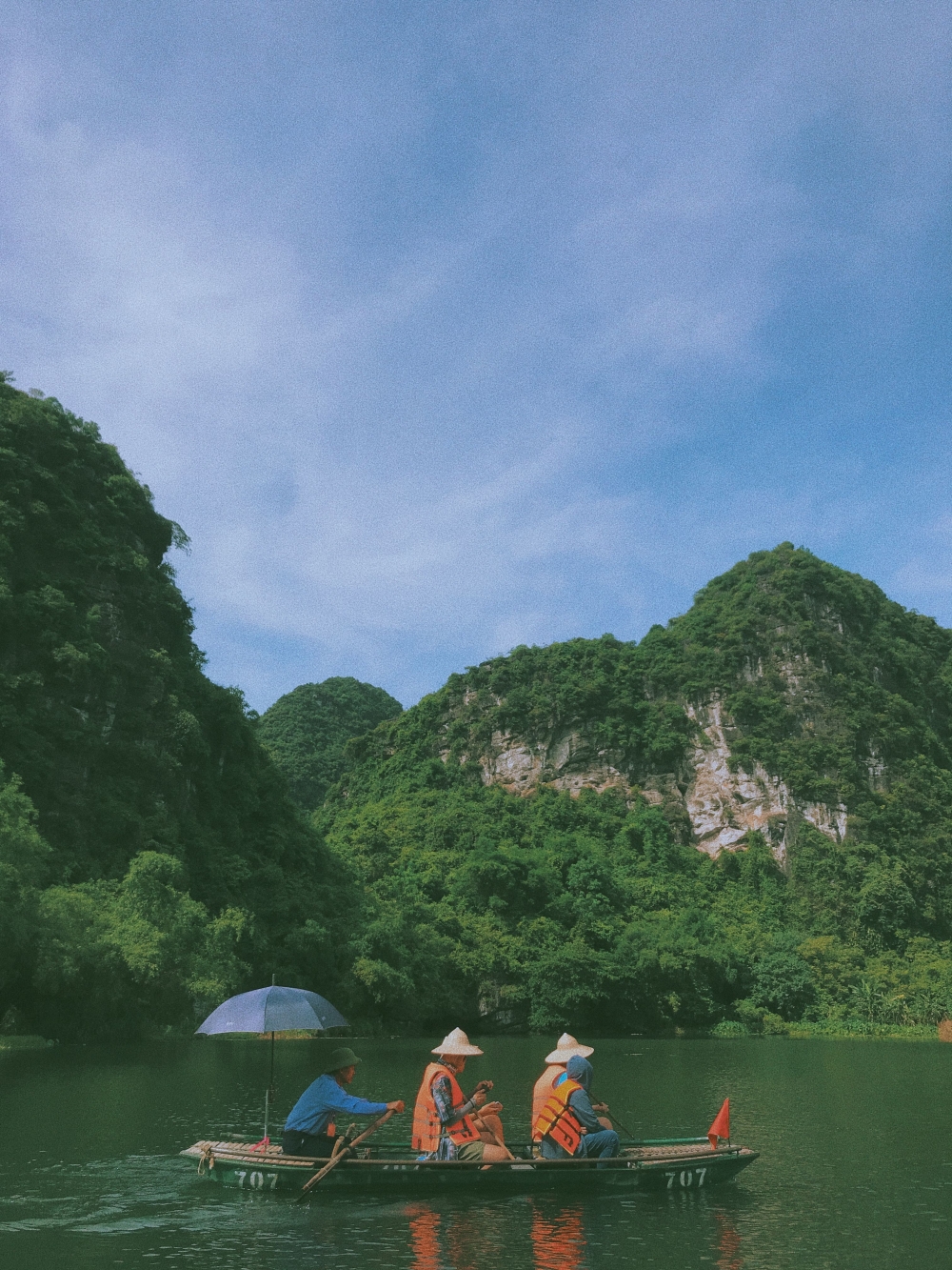 호아루 땀꼭 당일치기 투어